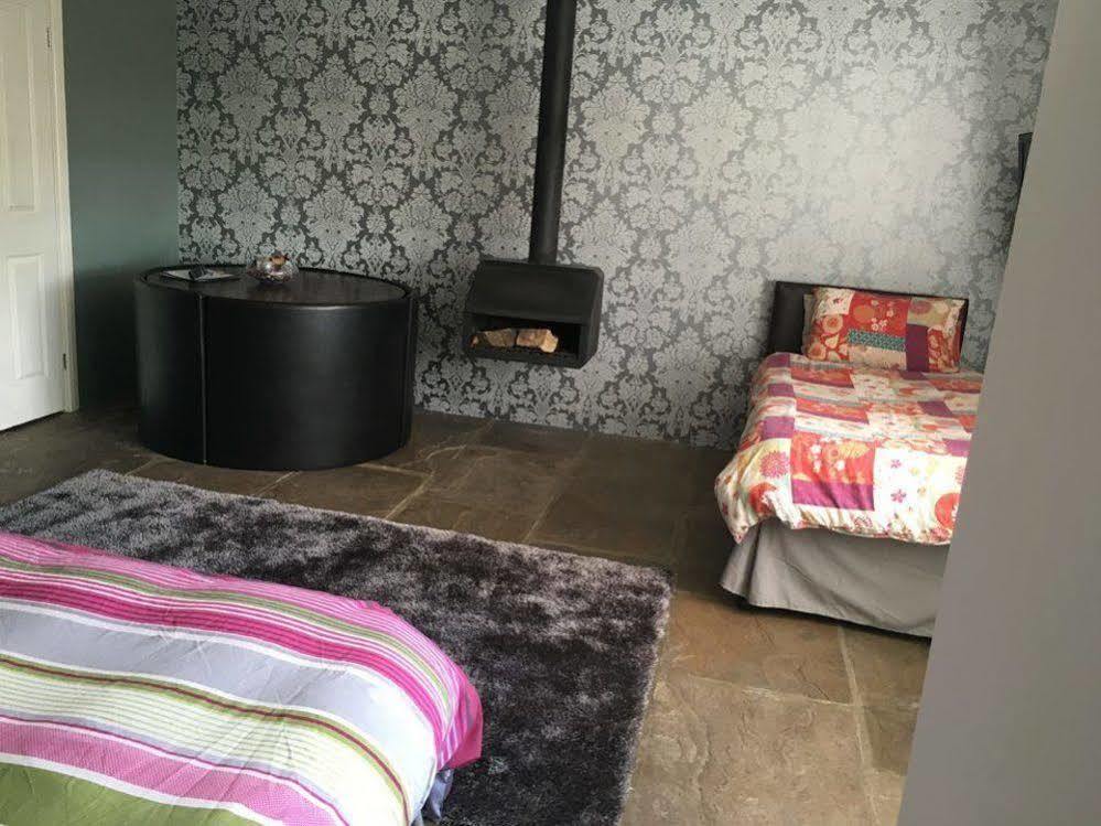 Converted Luxury Stables Apartamento